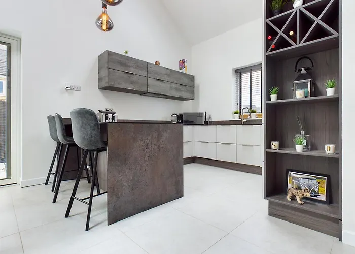 Contemporary 2 Bedroom Eco Home With A Twist