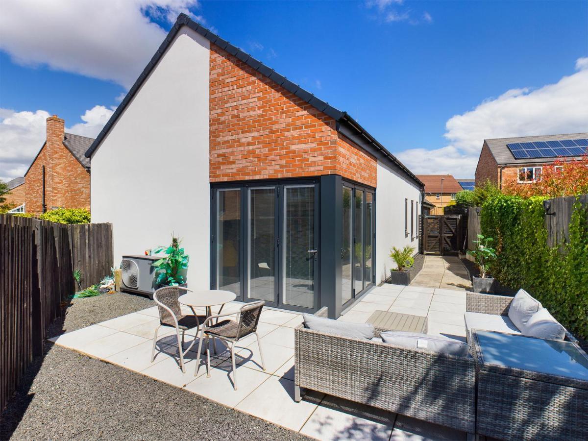Contemporary 2 Bedroom Eco With A Twist